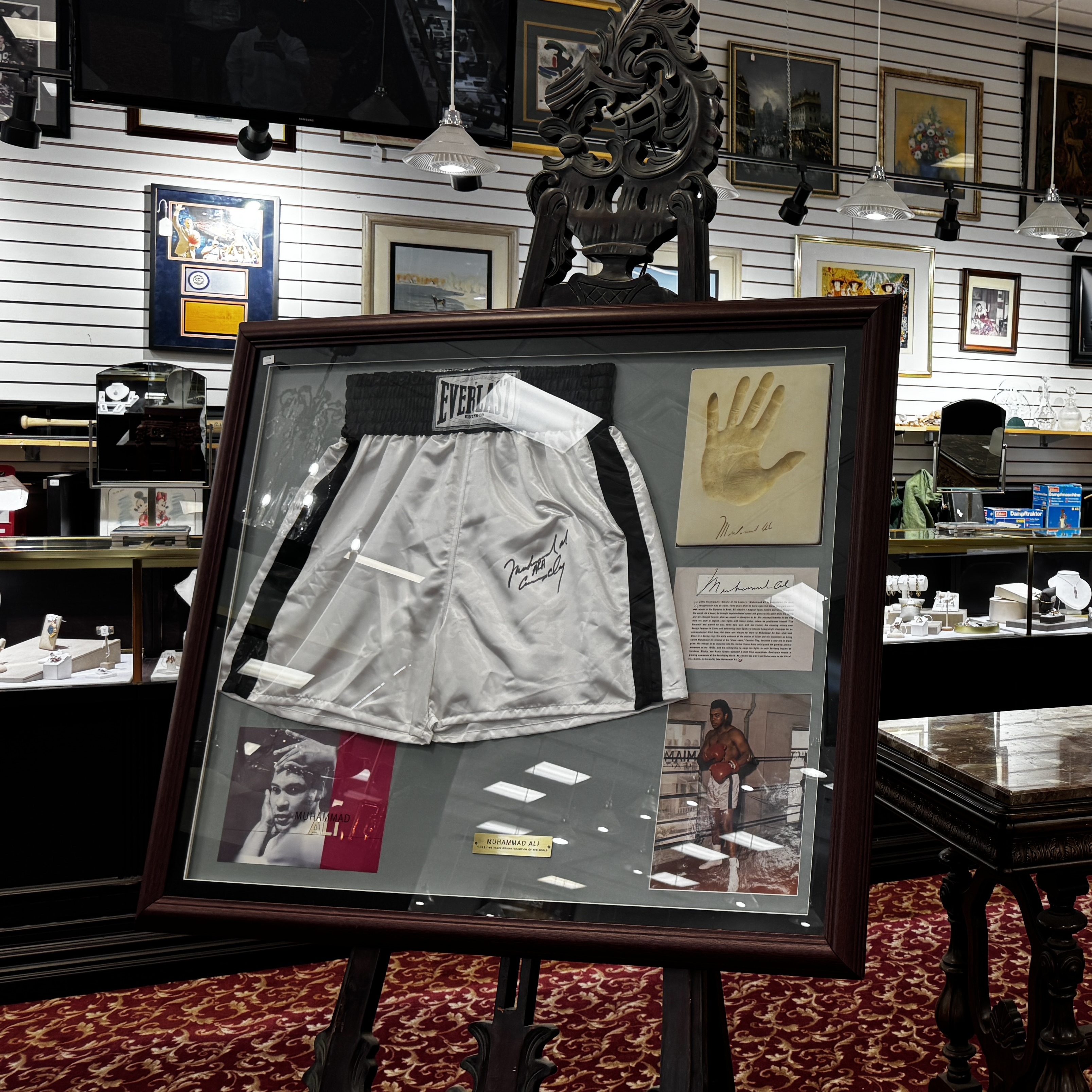 Collectibles at Gulfcoast auction